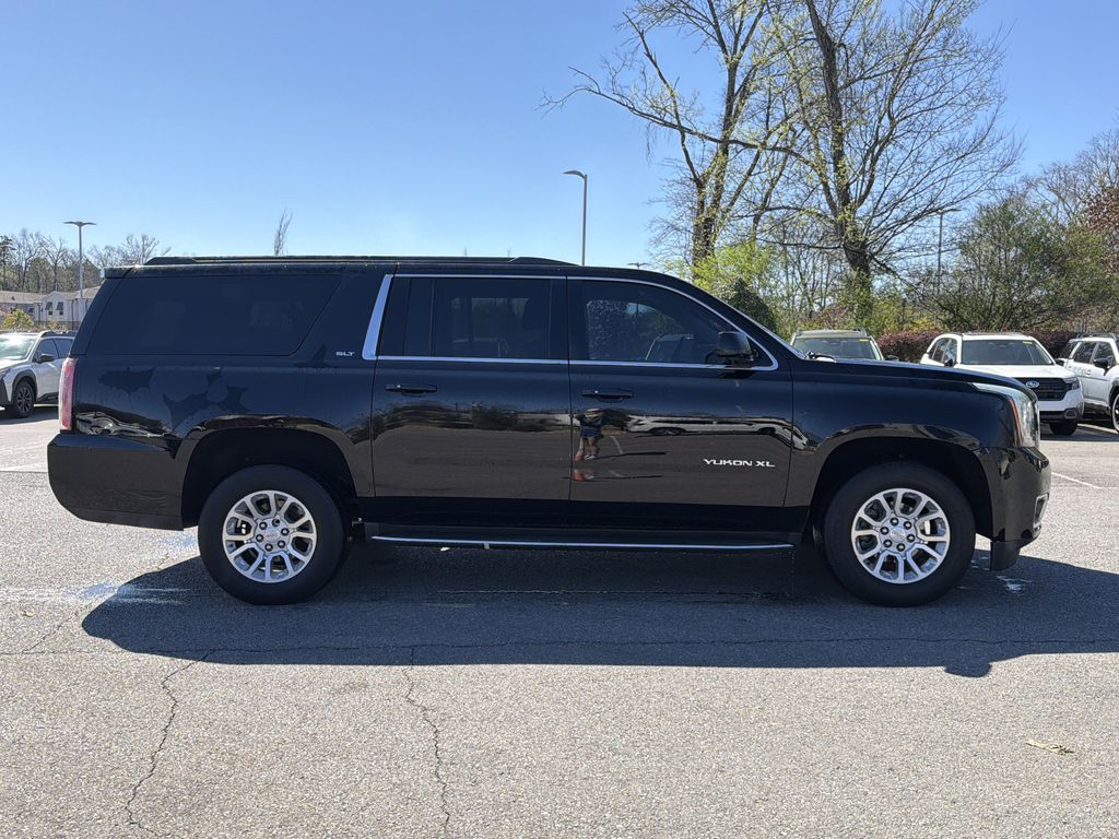 gmc yukon xl 2018 1GKS1GKCXJR373909 image gmc yukon xl 2018 1GKS1GKCXJR373909 image